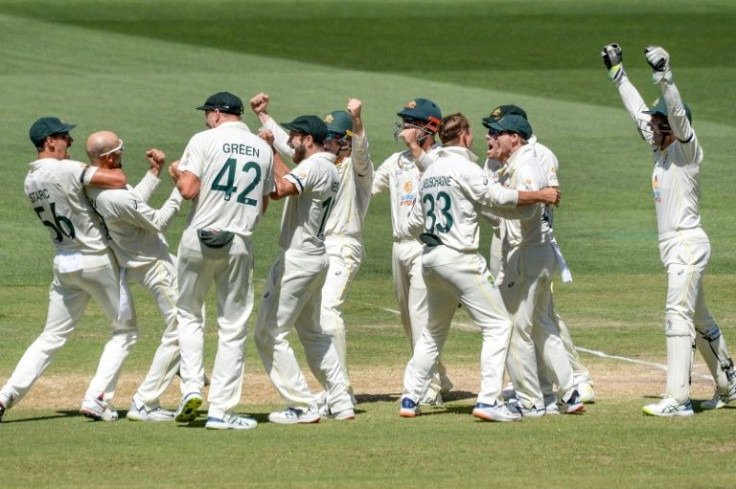 Australia beat England to go 2-0 up in the Ashes series