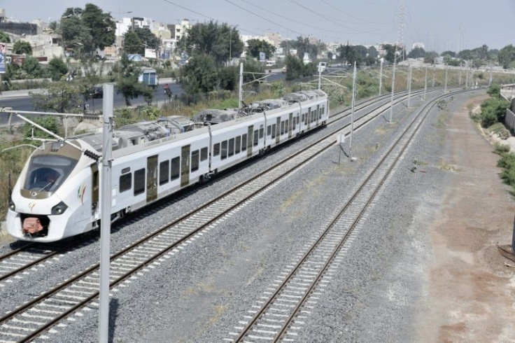 The TER aims to carry 115,000 people between central Dakar and the city suburbs -- a journey that for many workers is blighted by traffic jams