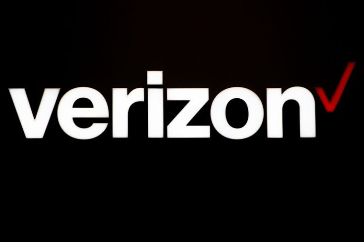 Verizon and AT&T were authorized to start using 3.7-3.8 GHz frequency bands as of December 5, 2021, after obtaining licenses worth tens of billions of dollars