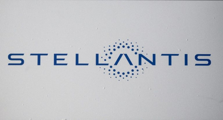 Chrysler, part of the Stellantis company, plans to transition to an all-electric fleet by 2028