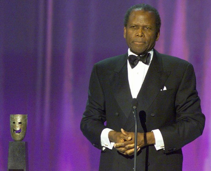 Poitier receives a standing ovation as he receives the Life Achievement Award at the Sixth Annual Screen Actors Guild Awards in Los Angeles in 2000