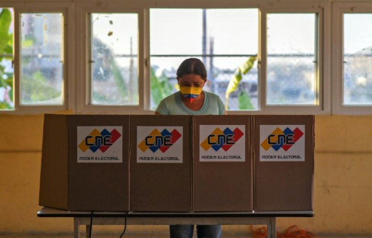 Over 600,000 of Barinas state's 870,000 inhabitants were eligible to cast ballots at 543 polling stations open for 12 hours from 6:00 am