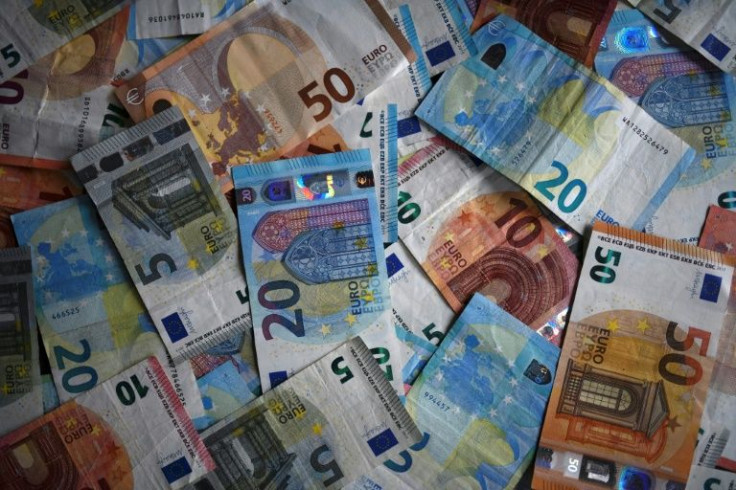 Euro banknotes have featured generic Roman and Gothic architecture to avoid political debates over their design
