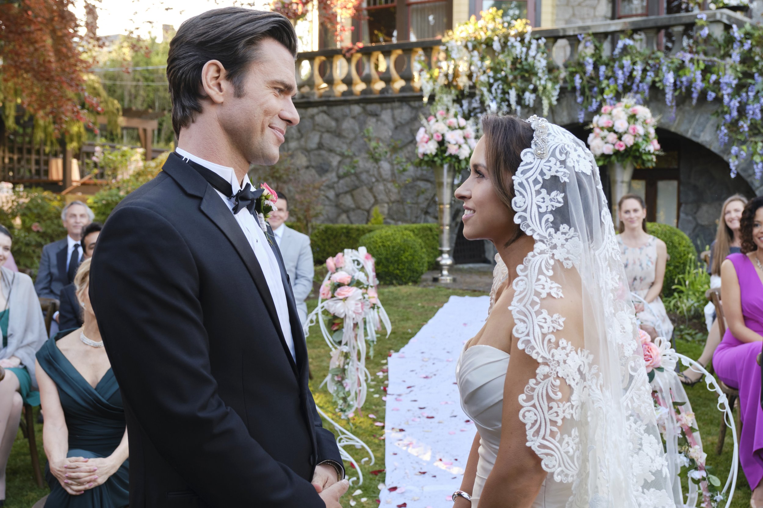 Hallmark Channel's The Wedding Veil (2022): Stars, Premiere, Dates