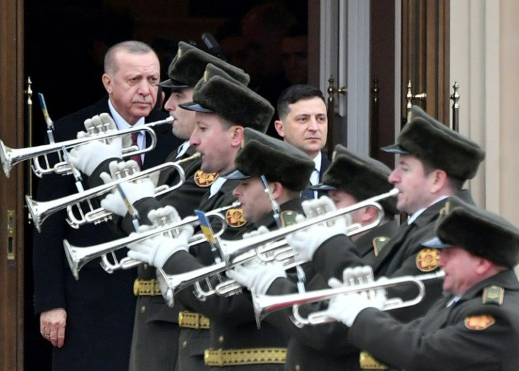 Turkish President Recep Tayyip Erdogan has pledged support for his Ukrainian counterpart Volodymyr Zelensky in the face of simmering tensions with Moscow
