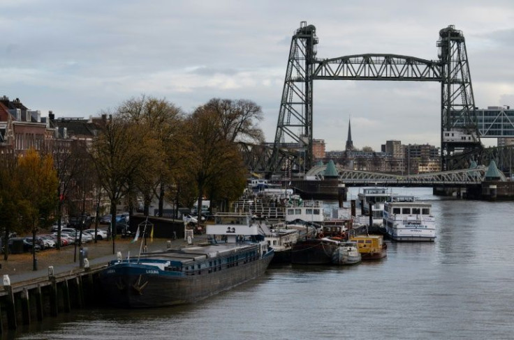 Rotterdam authorities say they have received no request to have the historic Koningshaven bridge temporarily dismantled