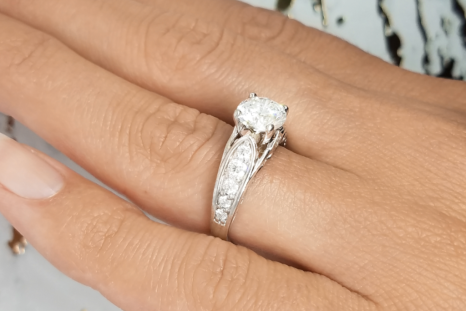 Set your relationship in stone with Mikadoâs unique engagement rings.