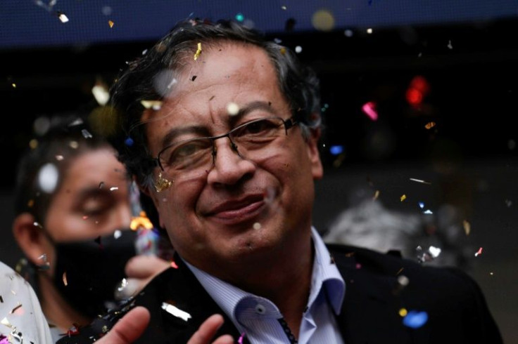 Colombian presidential candidate Gustavo Petro admitted he "did not handle well alcohol consumed in private" before delivering a speech because he was tired and jet-lagged from a recent European trip