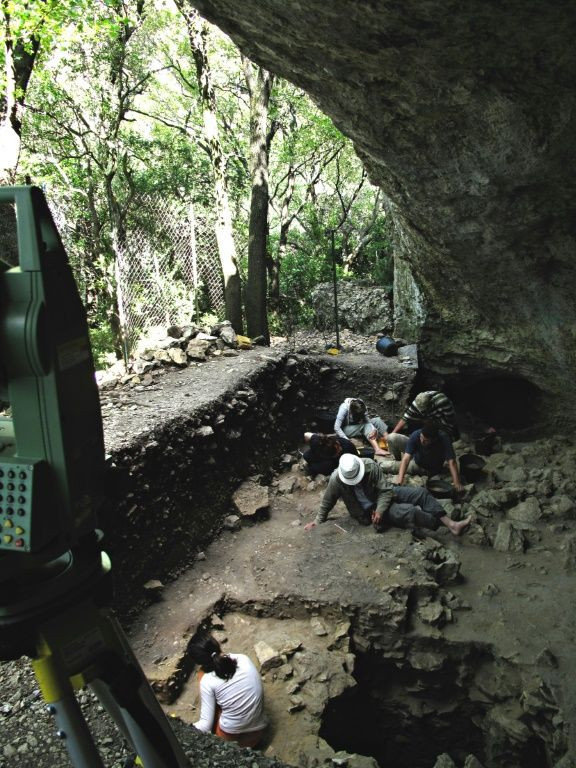 Archaeologists and palaeoanthropologists led by Ludovic Slimak inside the Mandrin cave
