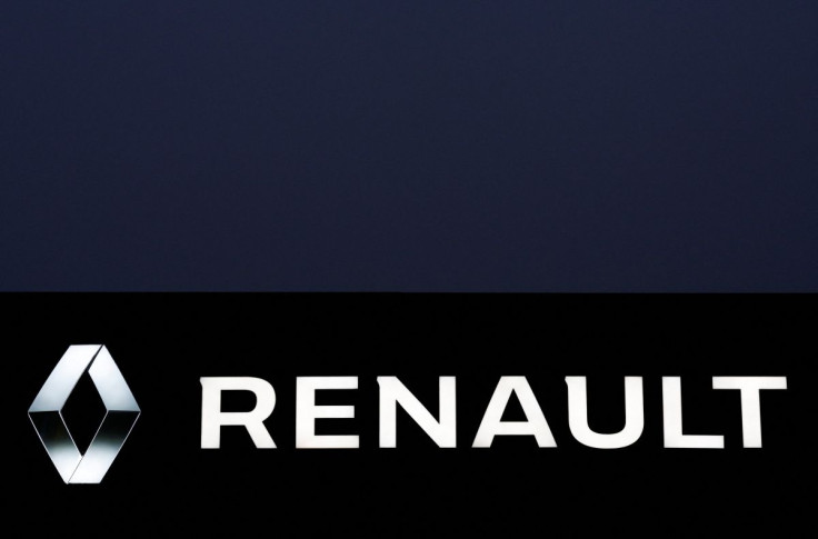 The logo of Renault carmaker is pictured at a dealership in Vertou, near Nantes, France, January 17, 2022.