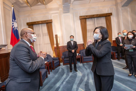 Somaliland Foreign Minister Essa Kayd Mohamoud attends a meeting with Taiwan President Tsai Ing-wen at the Presidential Office in Taipei, Taiwan February 9, 2022. Taiwan Presidential Office/Handout via REUTERS   