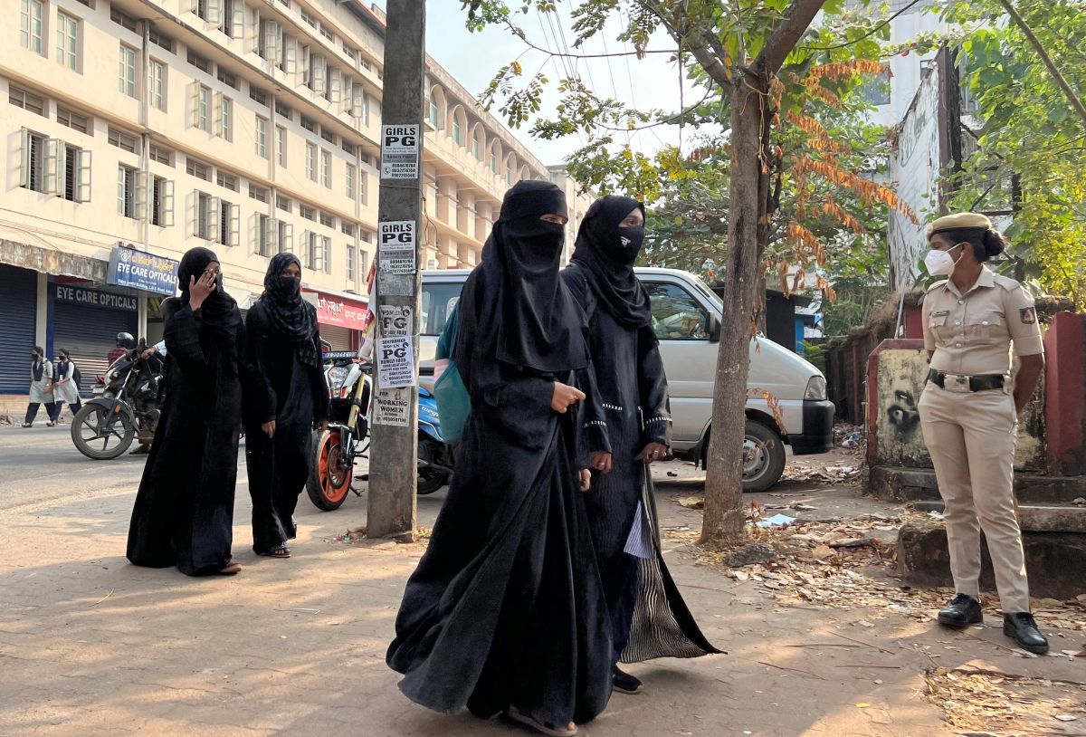 Senior Schools Reopen In Indias Karnataka Amid Hijab Row