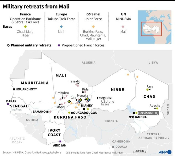 Map showing military bases and operations in Mali, and planned retreats