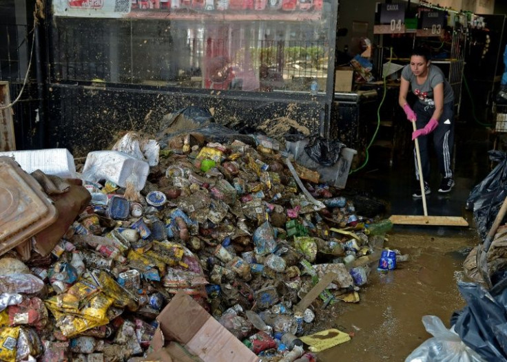 Residents say they feel abandoned