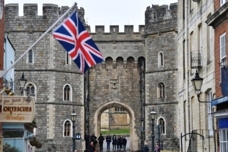 Queen Elizabeth II intends to continue with light duties at her Windsor Castle residence, Buckingham Palace said