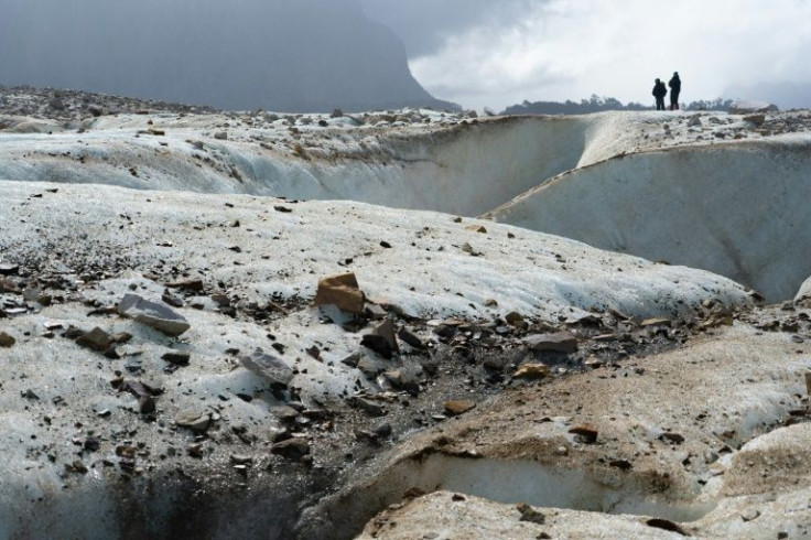 All but two of Chile's 26,000 glaciers are shrinking