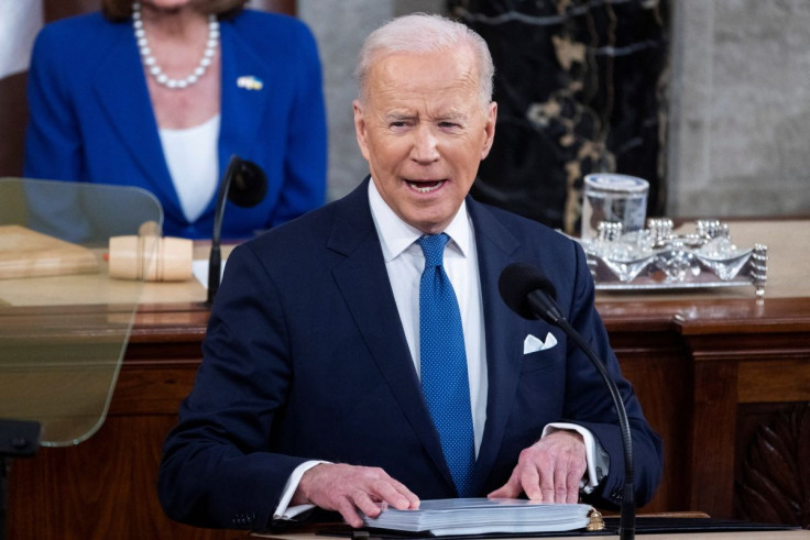 US President Joe Biden delivers his State of the Union Address before lawmakers in the US Capitol in Washington, DC, U.S., March 1, 2022.  Jim Lo Scalzo/Pool via REUTERS