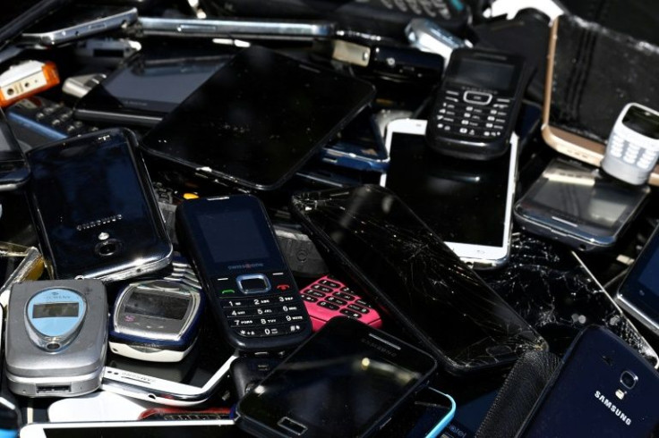 According to research, 11 percent of smartphones sold worldwide are reconditioned models