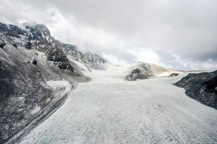 Chile's new National Glacier Park will cover 75,000 hectares of Andes mountain land about 60 km (40 miles) from the capital Santiago
