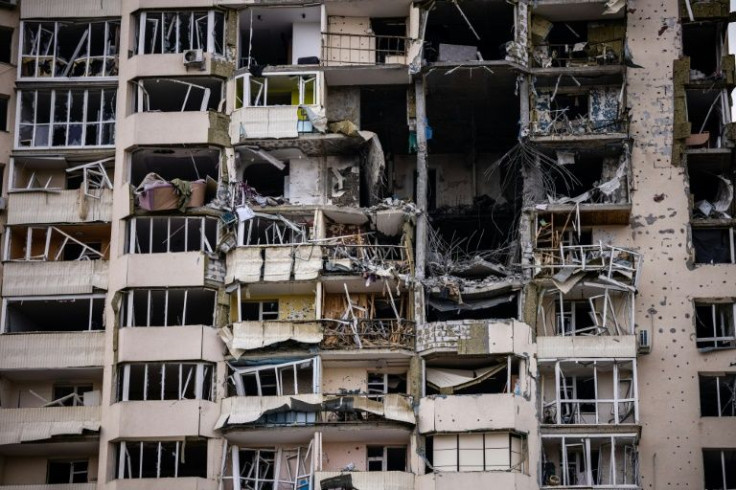 Dozens of civilians have been killed in the northern town of Chernihiv. Those remaining live in craters or among ruins