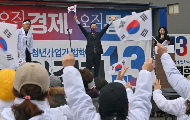 Lee Kyeung-hee has poured billions of won into running for the country's top job