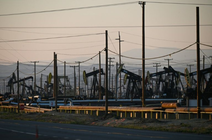 Oil has struggled to regain the 14-year highs touched this week as governments embark on a diplomatic push to replace the output erased by strict sanctions and an embargo on Russian exports