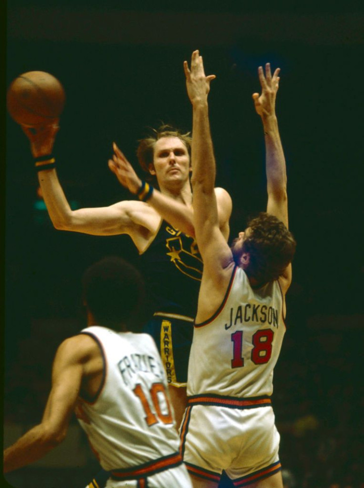 Rick Barry of the Golden State Warriors