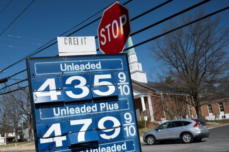 Were it not for gas stations, US retail sales would have decreased in February, government data said
