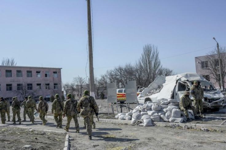 Dozens of soldiers were killed in the attack on the Ukrainian military barracks in Mykolaiv, witnesses told AFPDozens of soldiers were killed in the attack on Mykolaiv on Friday
