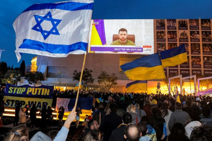 Zelensky's appearance was also shown at Habima Square in central Tel Aviv, the scene of several recent anti-Russia rallies