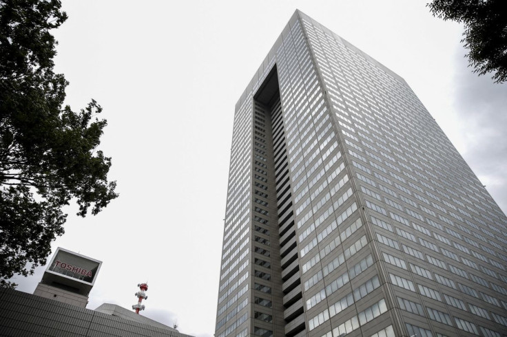 The headquarters of Toshiba Corp is pictured in Tokyo in this August 13, 2015 picture.