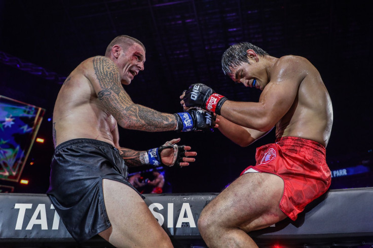 John Wayne Parr (L) and Eduard Folayang (R)