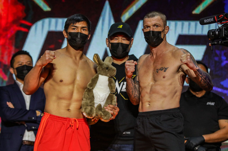 Eduard Folayang (L) and John Wayne Parr (R)