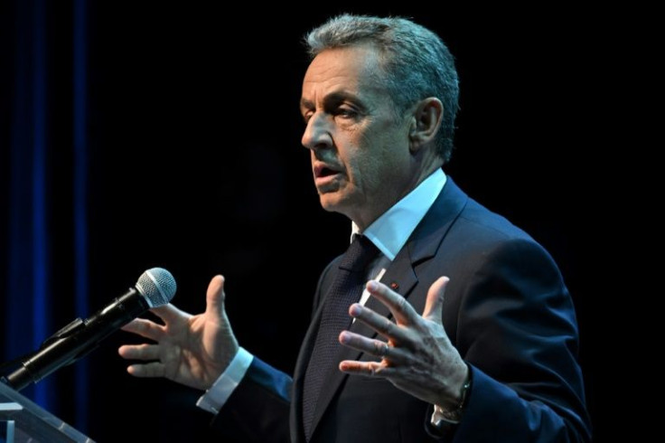 Sarkozy's support is still coveted by the right