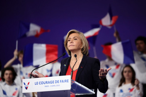 Valerie Pecresse, head of the Paris Ile-de-France region and LR candidate in the 2022 French presidential election, gestures during a political campaign rally in Paris, France, April 3, 2022. 