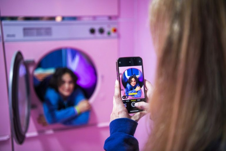 In a spin: Sweden's new selfie museum near Stockholm