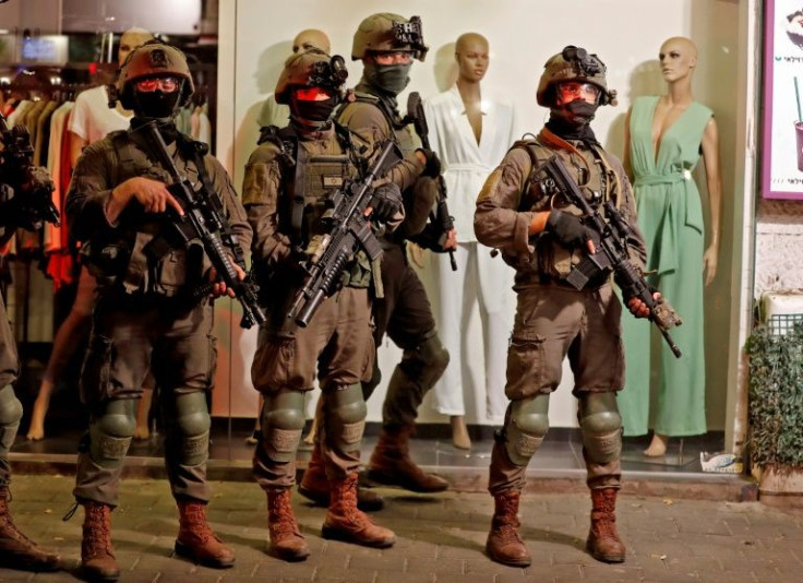 Israeli security forces deployed in Tel Aviv after the deadly shooting in an area full of bars and restaurants