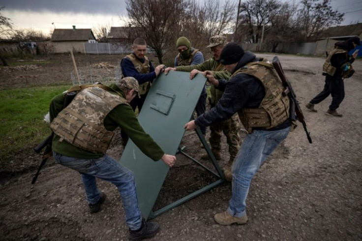 Analysts say Moscow will at least want to control the Donetsk and Lugansk regions of eastern Ukraine