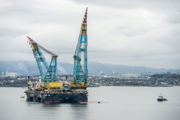 The semi-submersible Saipem 7000, operated by Italian oil services company Saipem, tilted sharply after a steel wire snapped during loading
