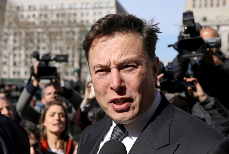 Tesla CEO Elon Musk leaves Manhattan federal court after a hearing on his fraud settlement with the Securities and Exchange Commission (SEC) in New York City, U.S. April 4, 2019.  