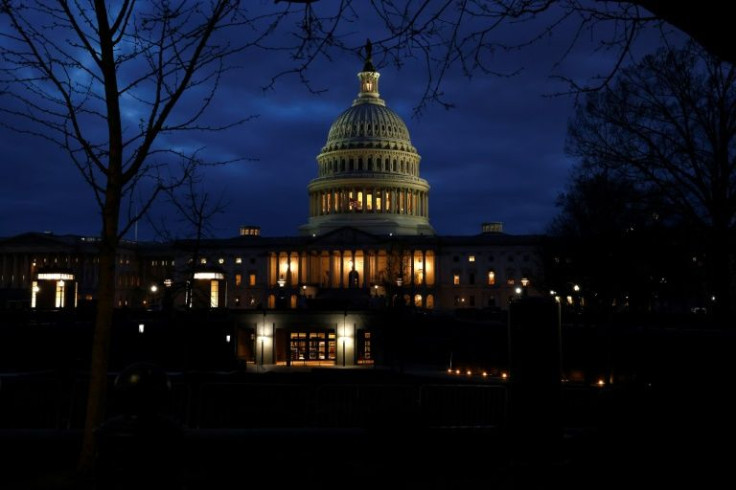 The US Capitol building was ordered evacuated amid a threat by an aircraft, but the alert was quickly lifted by police