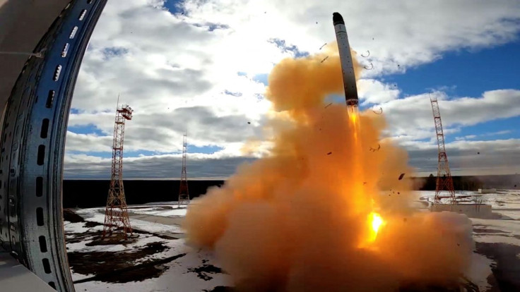 A Sarmat intercontinental ballistic missile is test-launched by the Russian military at the Plesetsk cosmodrome in Arkhangelsk region, Russia, in this still image taken from a video released on April 20, 2022. Russian Defence Ministry/Handout via REUTERS 