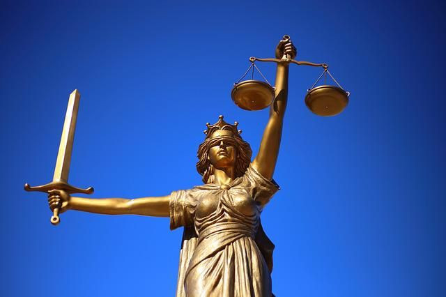 justice-g0167f5043_640