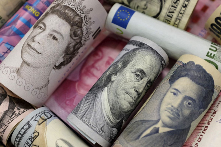 Banknotes of Euro, Hong Kong dollar, U.S. dollar, Japanese yen, GB pound and Chinese 100 yuan are seen in this picture illustration, in Beijing, China, January 21, 2016. 