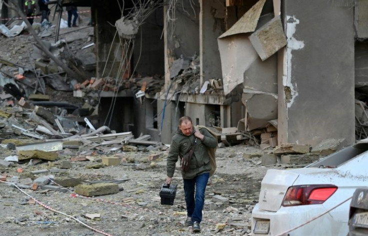 Some Kyiv residents lost their homes in Russian strikes this week