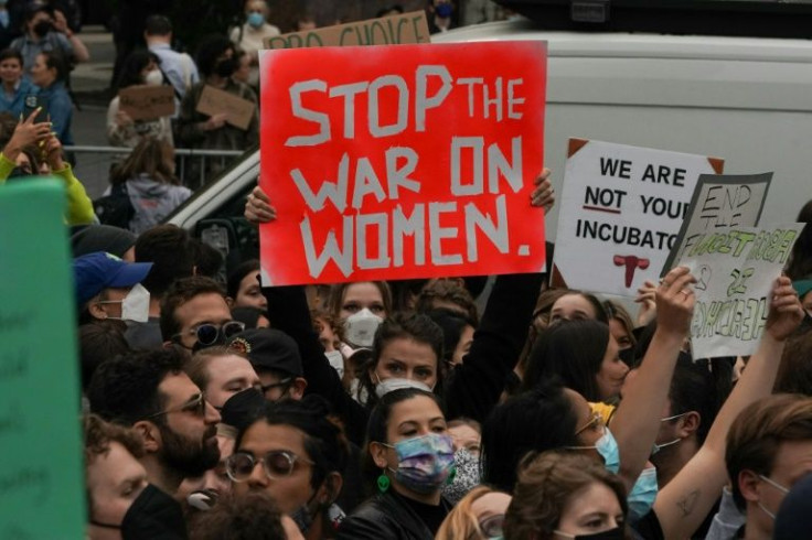 People protest in reaction to the leak of the US Supreme Court draft abortion ruling on May 3, 2022 in New York