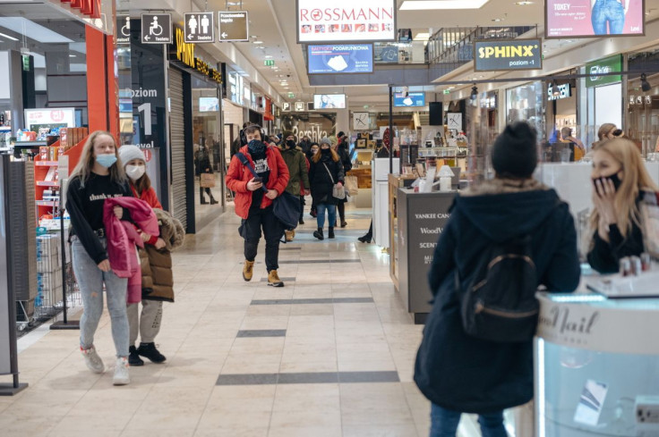People visit a shopping centre, which was reopened after the coronavirus disease (COVID-19) restrictions were eased in Gdansk, Poland, February 1, 2021. Bartosz Banka/Agencja Gazeta via REUTERS