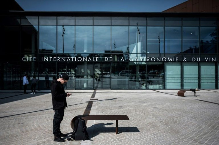 The huge project has raised some eyebrows, especially after a similar Lyon site closed down only nine months after its inauguration