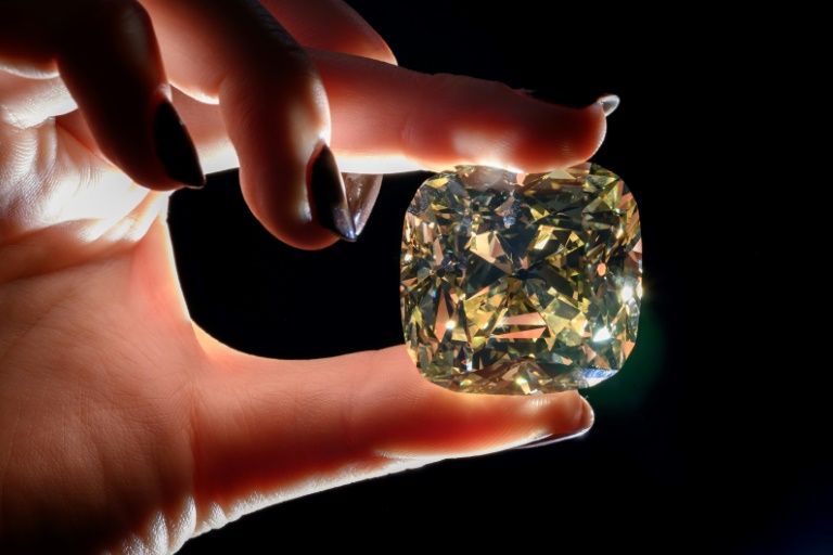 Meteorite That Hit Earth 50,000 Years Ago Reveals Unusual Diamond ...