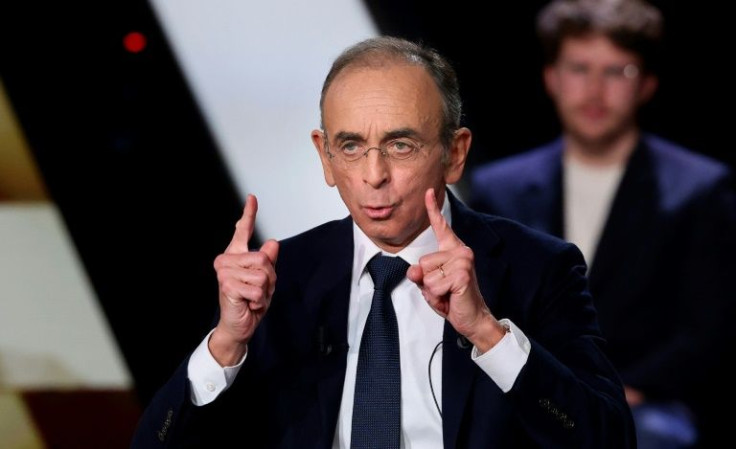 Eric Zemmour, candidat du parti "Reconquête !" (extrême droite) à l'élection présidentielle le 17 mars 2022 lors d'une intervention télévisée sur France 2
